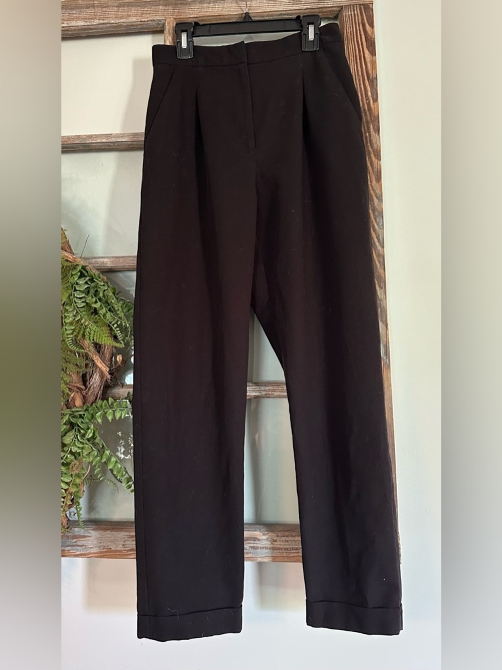 Topshop pleated dress pants size 4